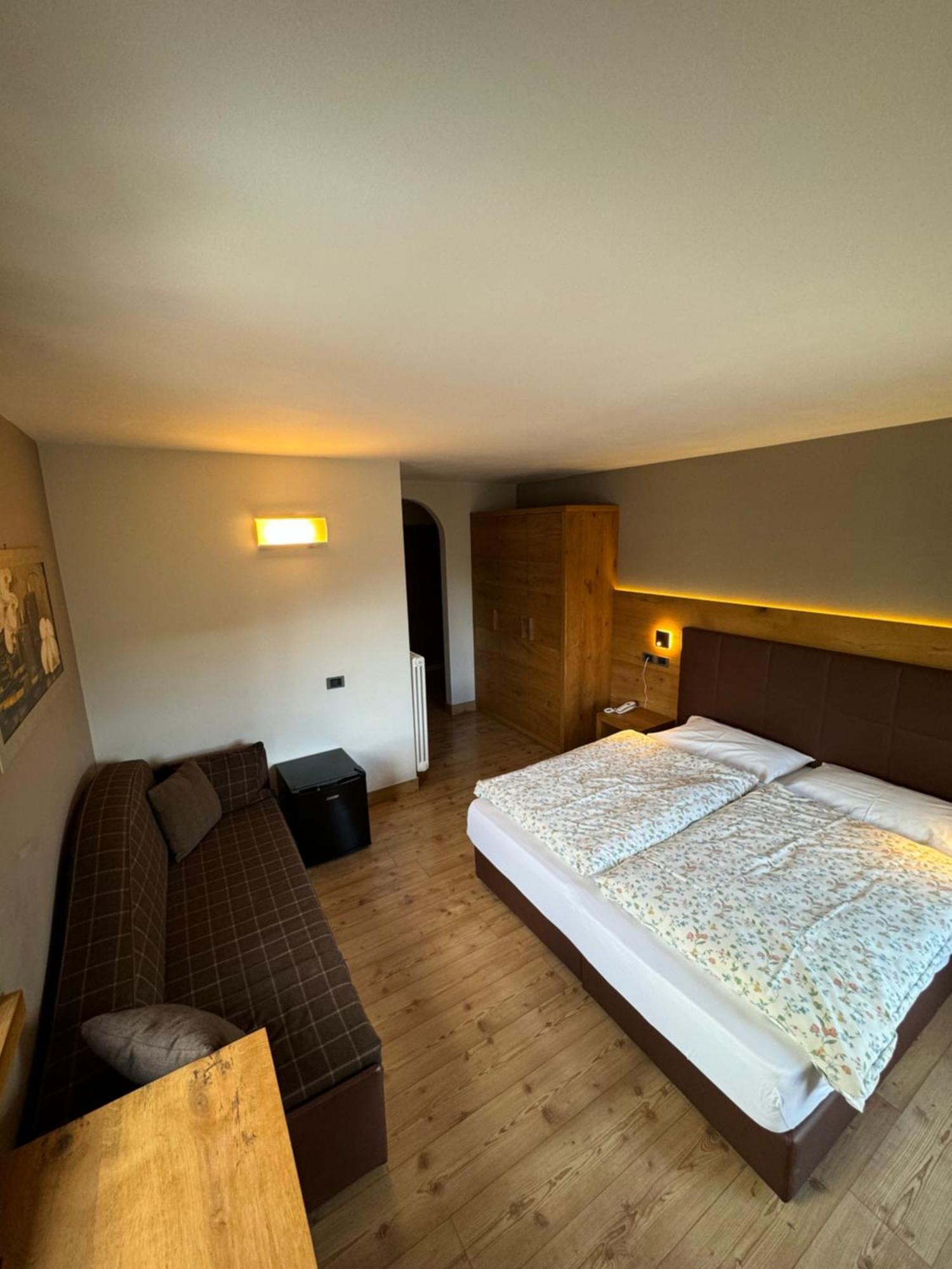 Hotel Tita Piaz Каназей Екстериор снимка