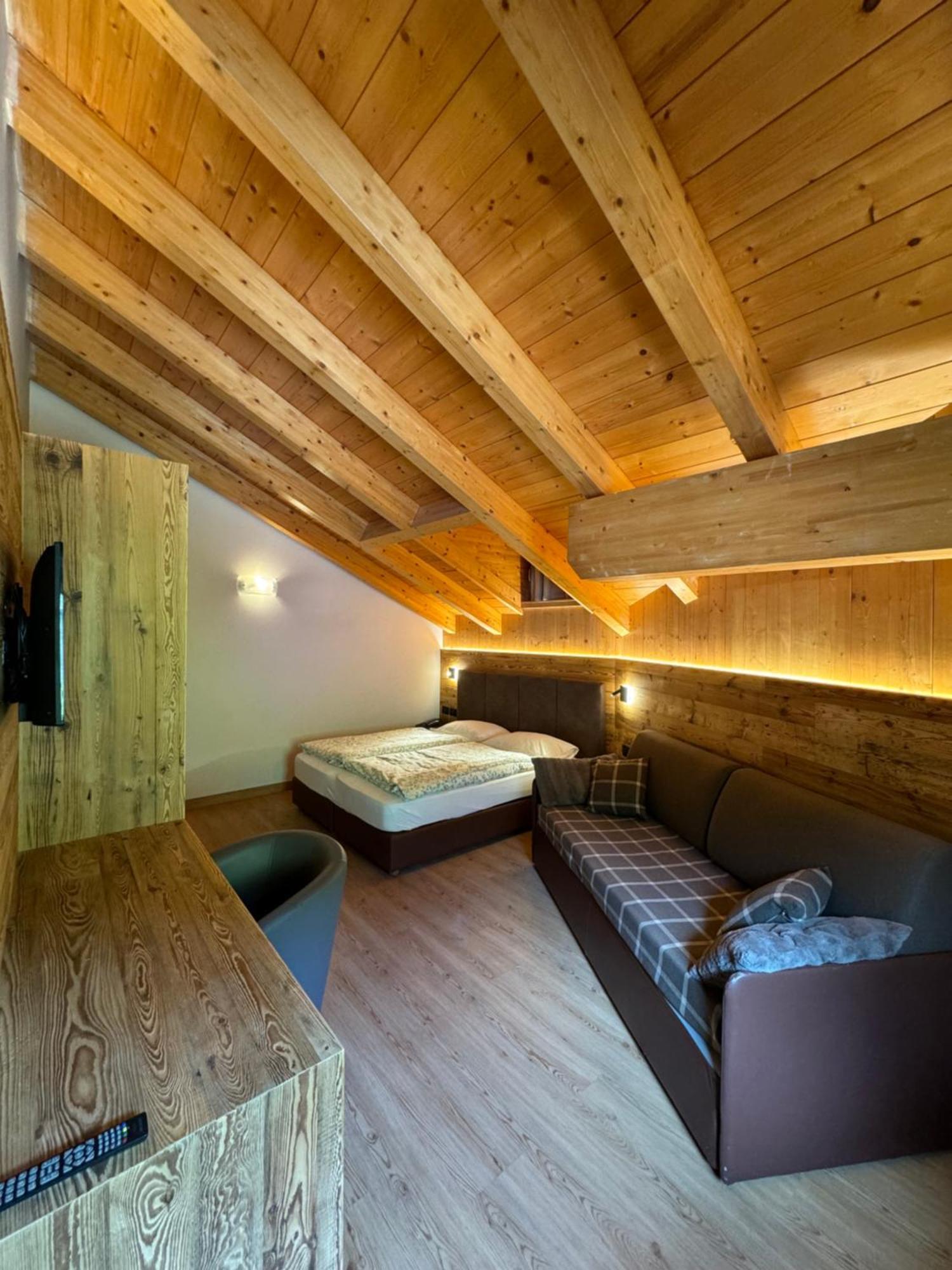 Hotel Tita Piaz Каназей Екстериор снимка