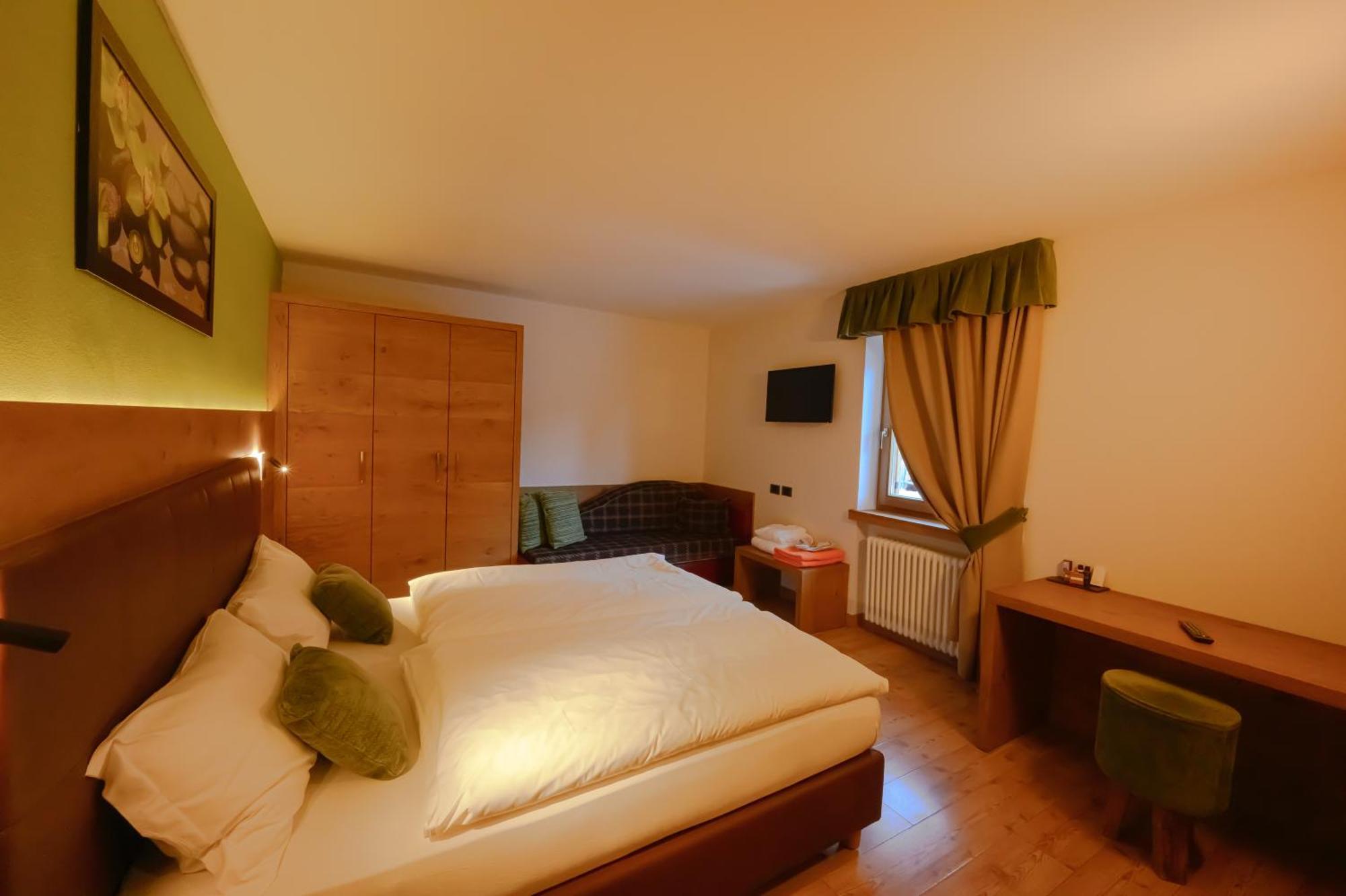 Hotel Tita Piaz Каназей Екстериор снимка