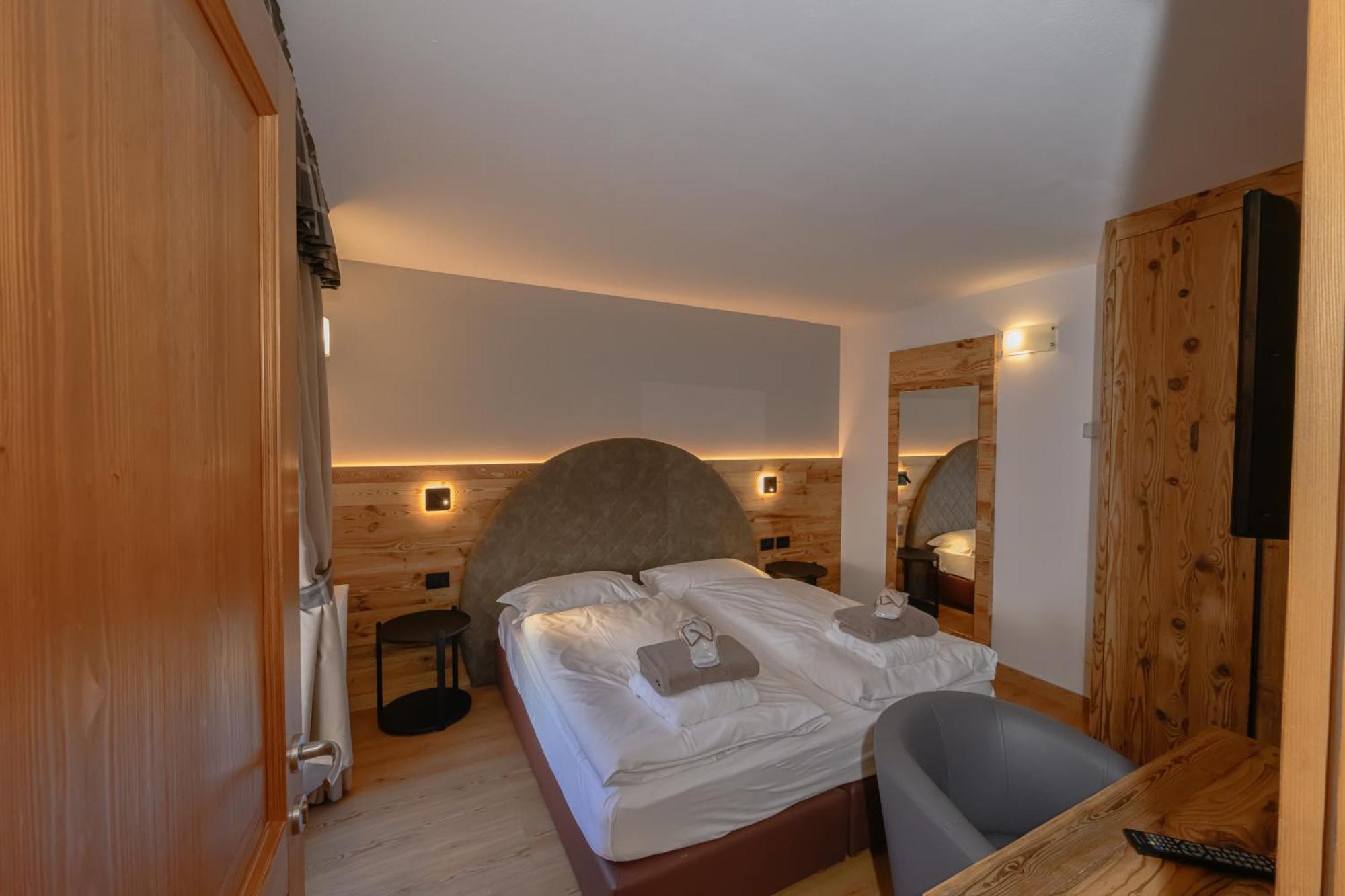 Hotel Tita Piaz Каназей Екстериор снимка