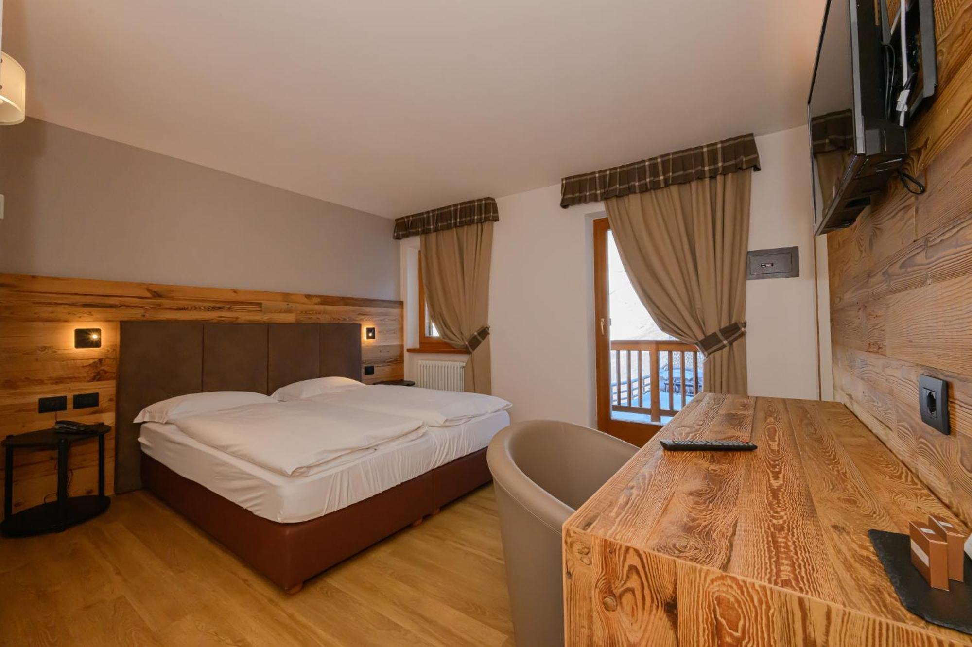 Hotel Tita Piaz Каназей Екстериор снимка