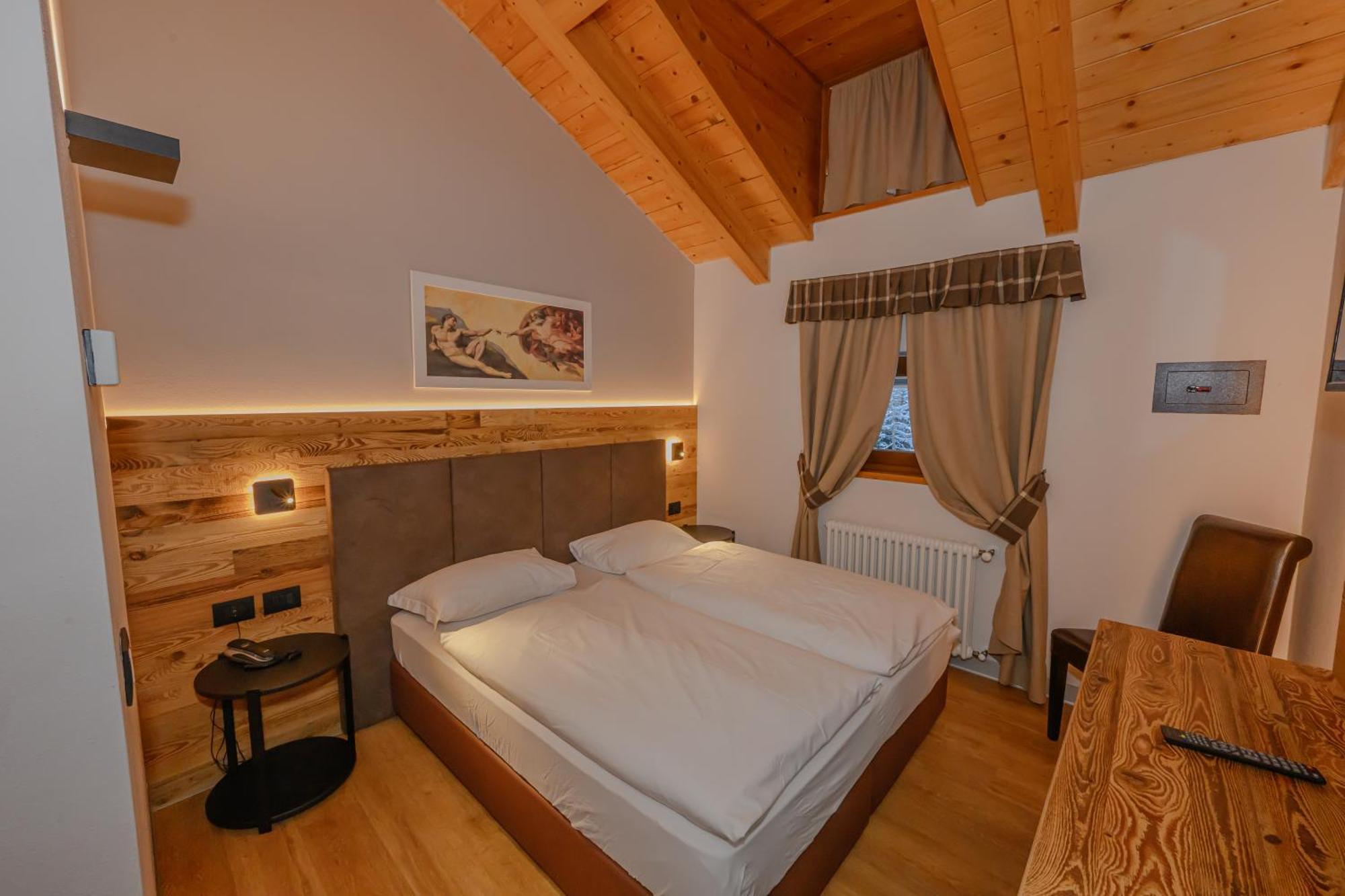 Hotel Tita Piaz Каназей Екстериор снимка