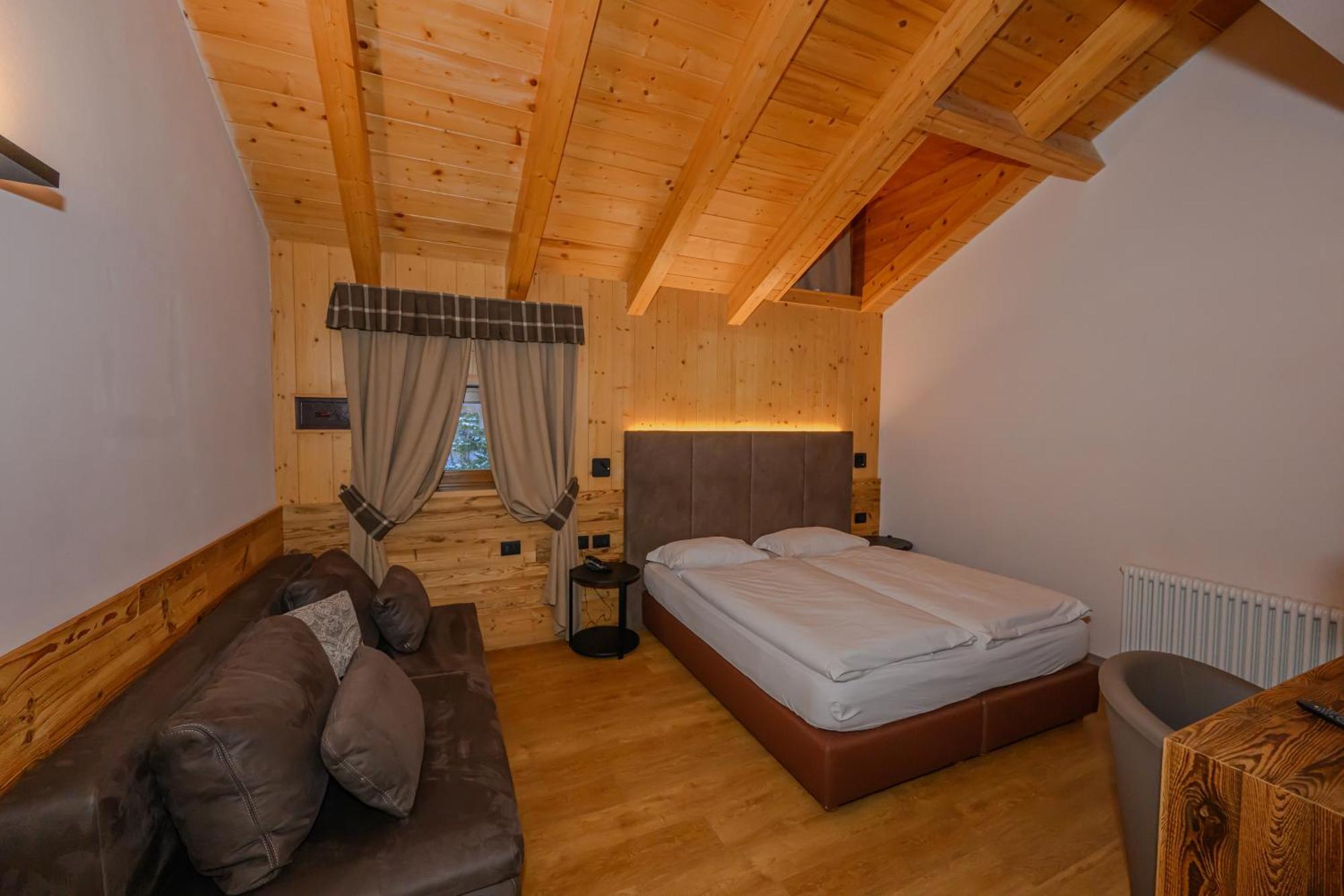 Hotel Tita Piaz Каназей Екстериор снимка