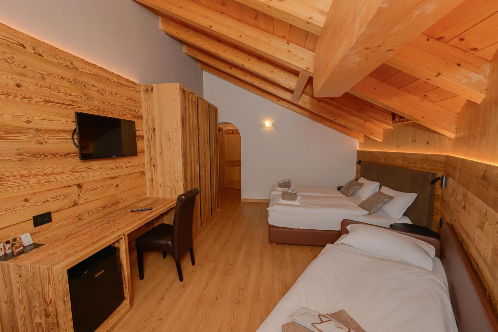 Hotel Tita Piaz Каназей Екстериор снимка